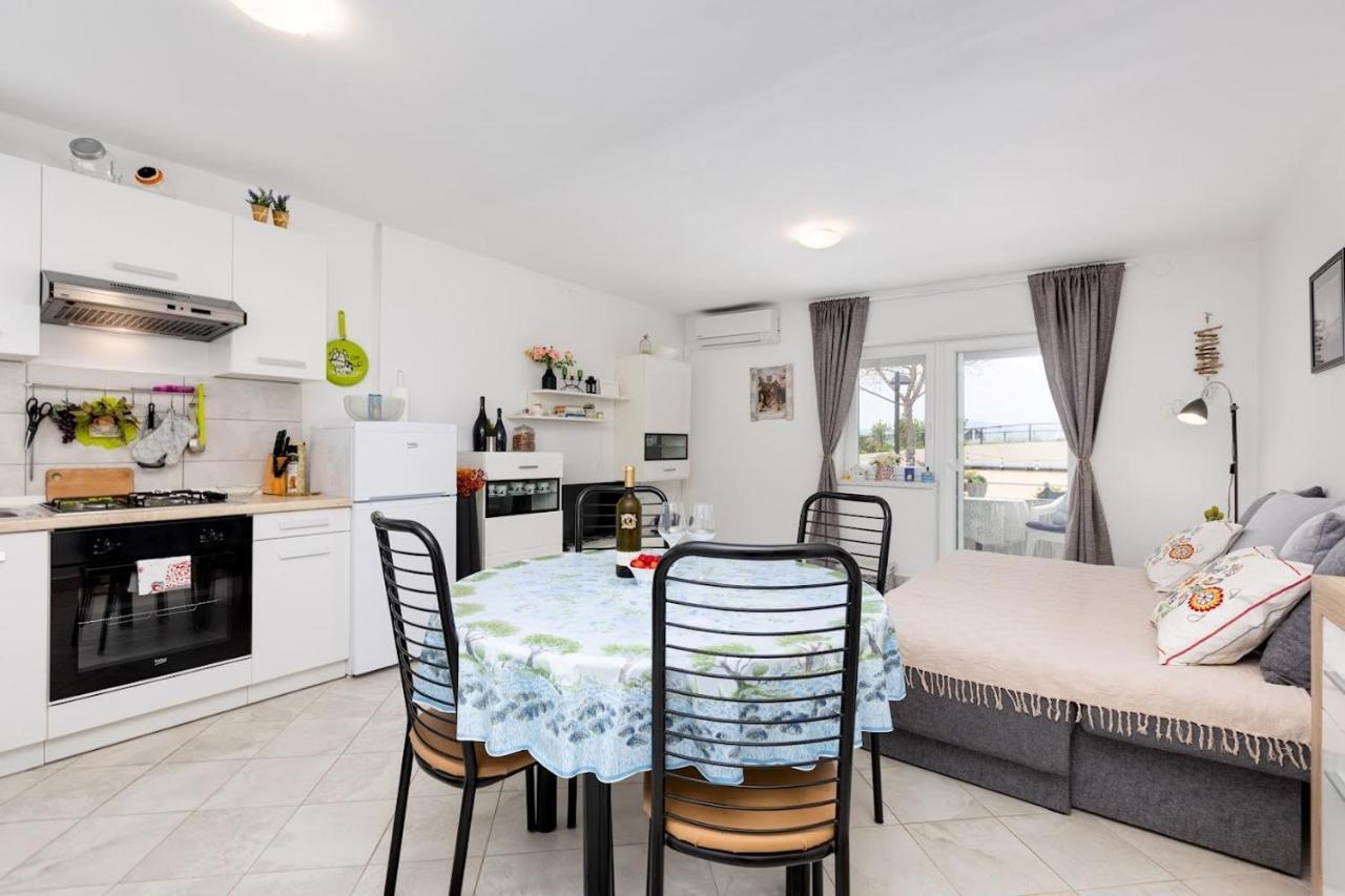 מאלינסקה Apartment Oleander מראה חיצוני תמונה